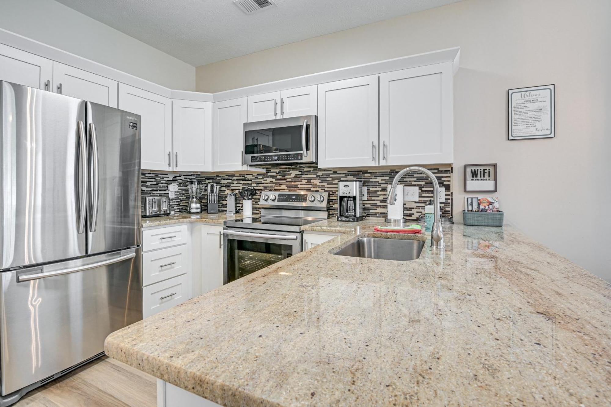 Breezy Golf Condo With Pool Access, 4 Mi To Beach Myrtle Beach Exteriör bild